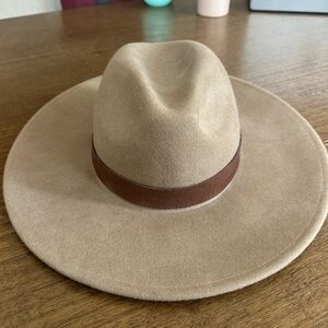 Stylish Tan Fedora with Brown Band